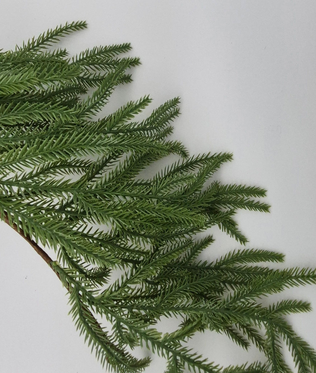 GUIRLANDE PIN 72 PO - Créations Festives